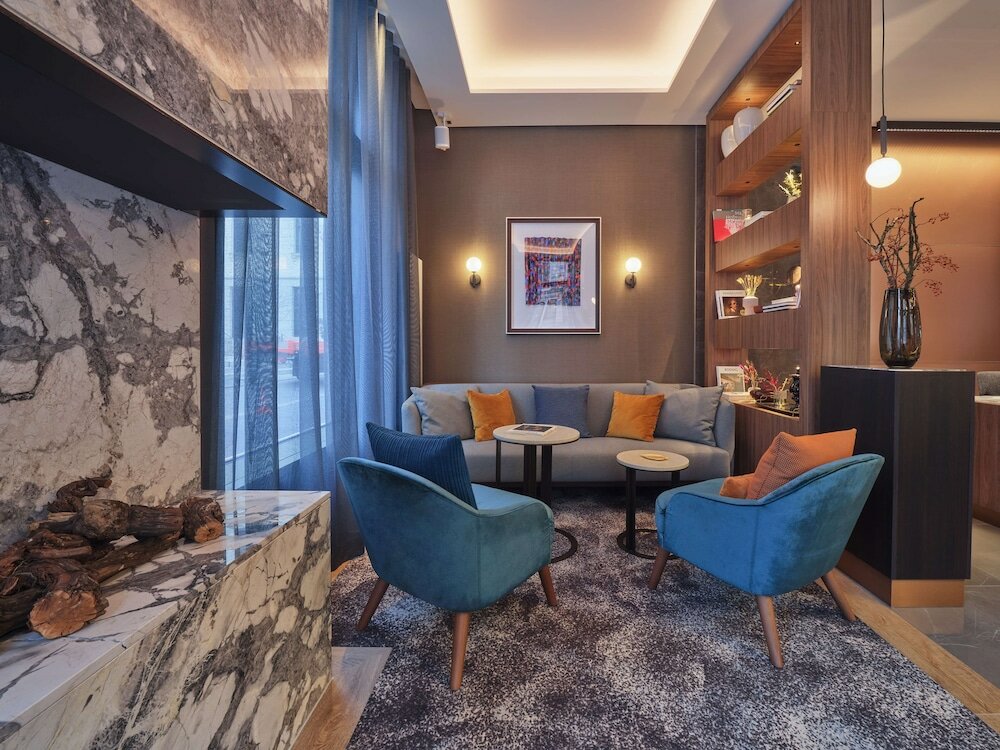 Фото Adina Apartment Hotel Wiesbaden