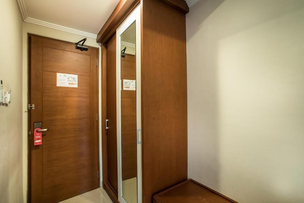 Фото Svarna Hotel Sanur