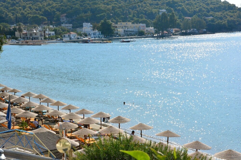 Фото New Aegli Resort Hotel