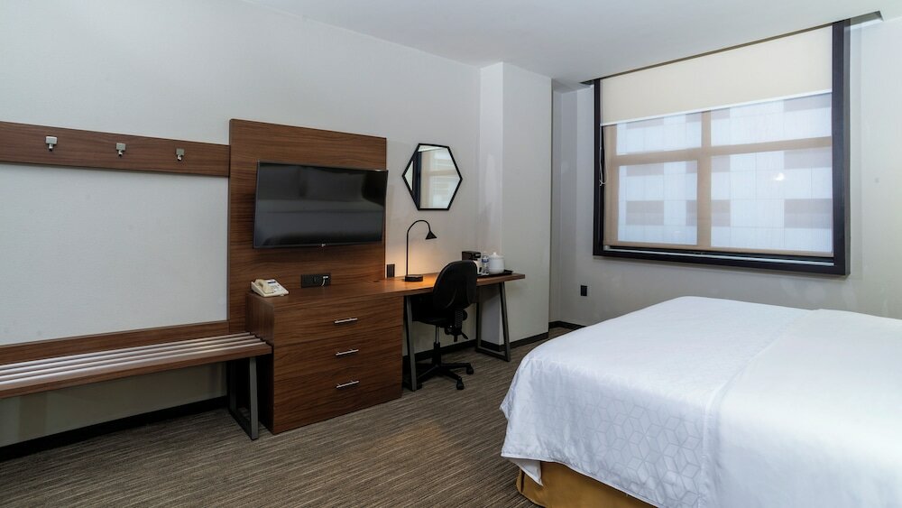 Фото Holiday Inn Express Mexico Santa Fe