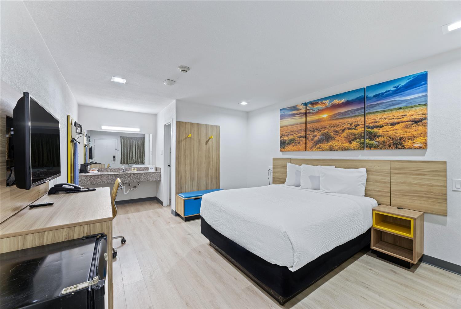 Фото Days Inn by Wyndham McKinney