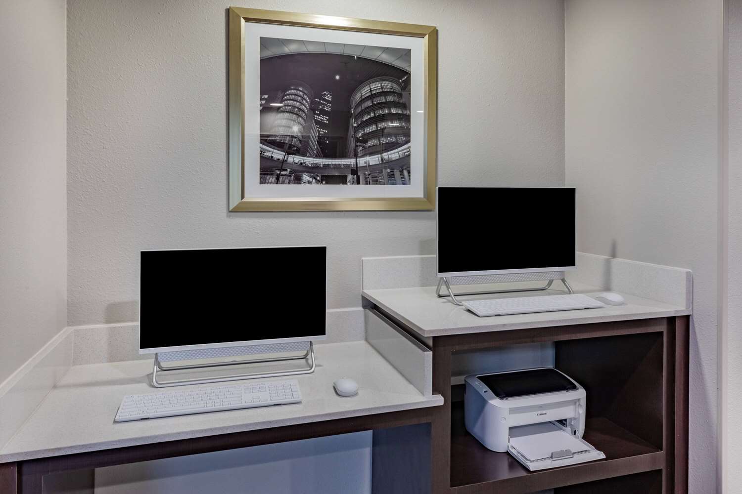 Фото La Quinta Inn & Suites by Wyndham Houston Southwest