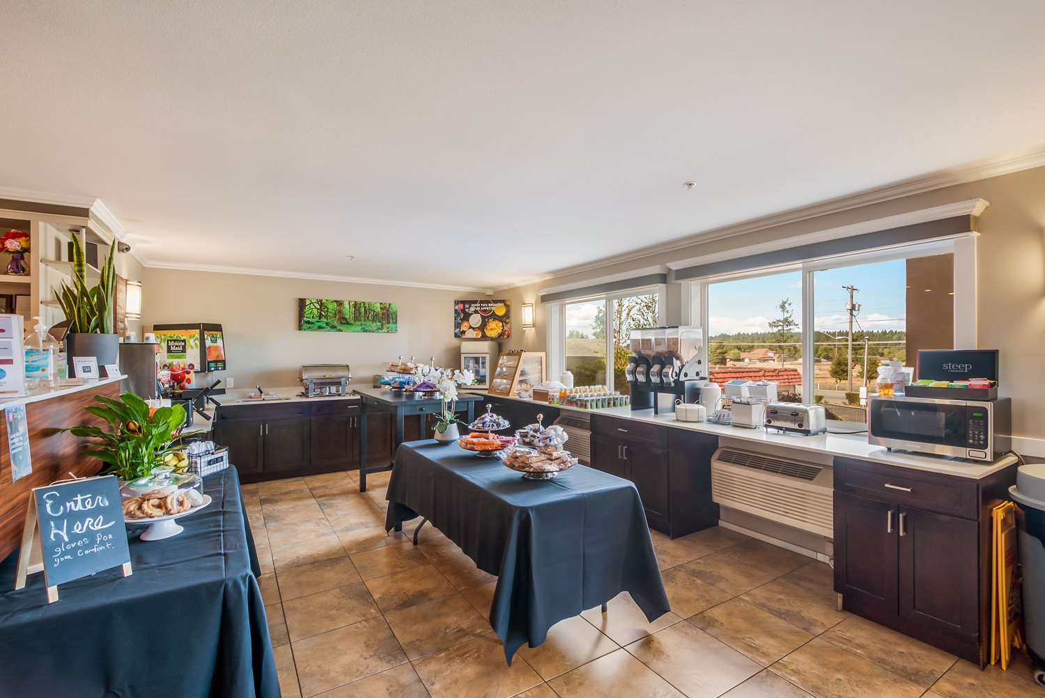 Фото Red Lion Inn & Suites Sequim