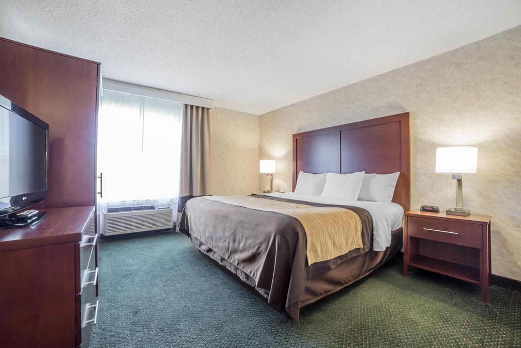 Фото Yellowstone River Inn & Suites