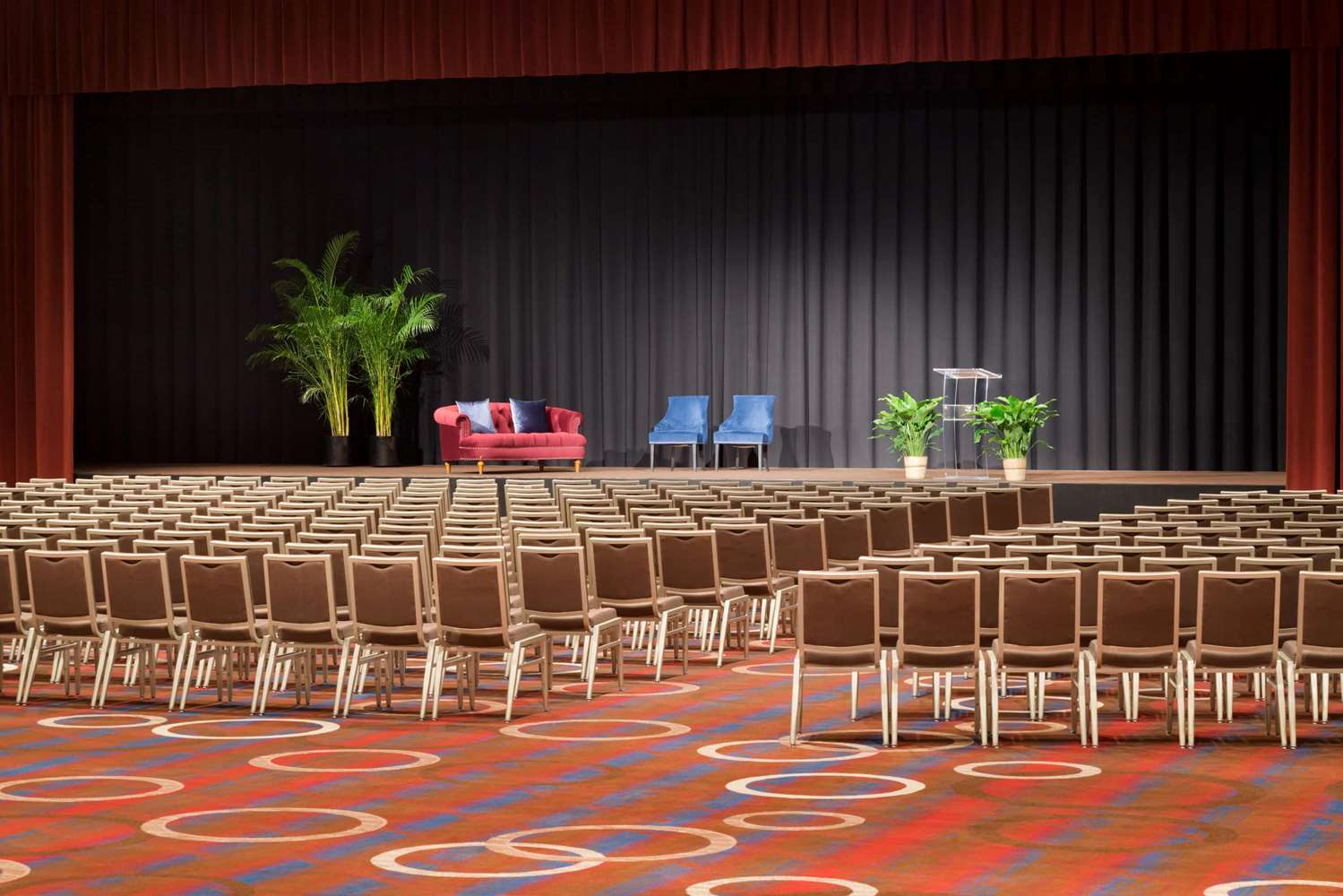 Фото Wyndham Grand Pittsburgh Downtown