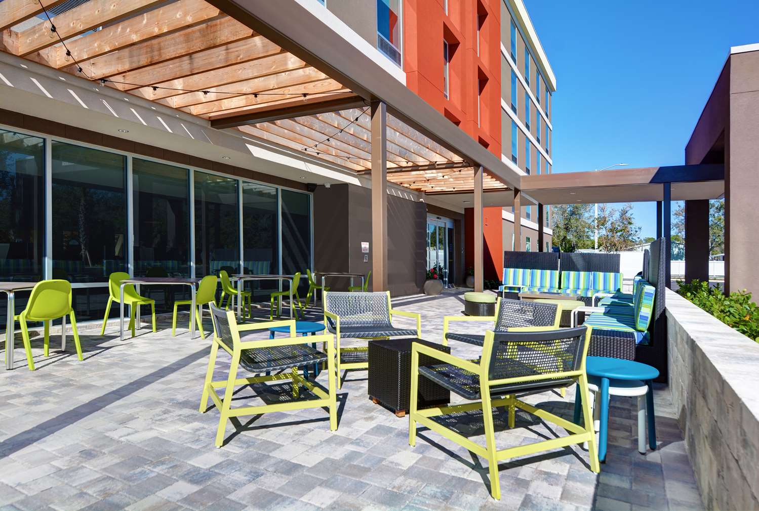 Фото Home2 Suites by Hilton Largo