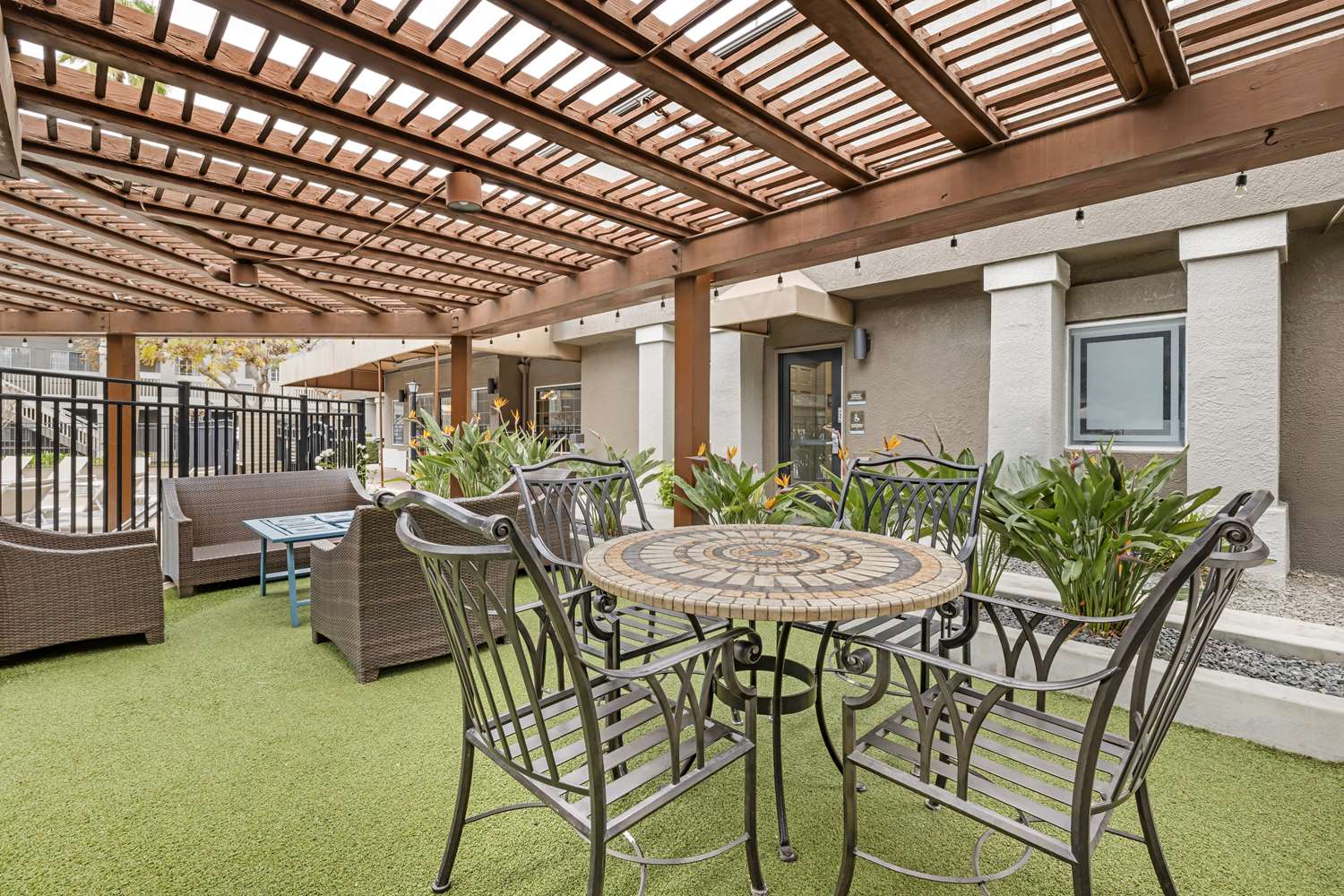 Фото Sonesta Es Suites Torrance Redondo Beach