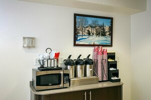 Гостиница Motel 6 Anchorage, AK - Midtown