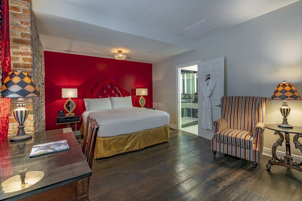 Фото Dauphine Orleans Hotel