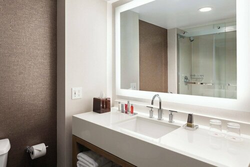 Гостиница Cincinnati Marriott at RiverCenter в Ковингтоне