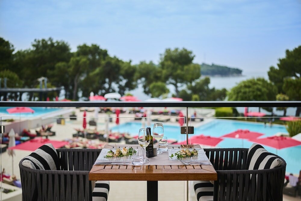 Фото Hotel Parentium Plava Laguna