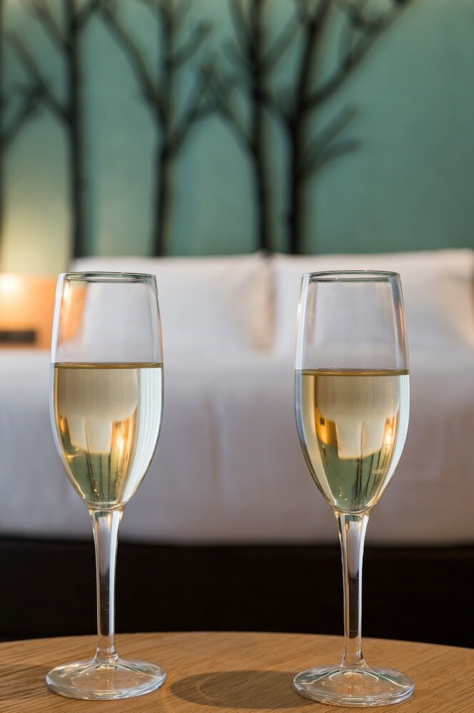 Фото Hyperion City Hotel