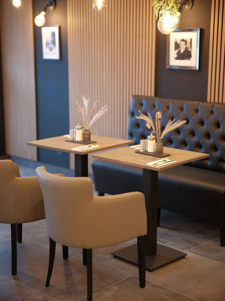 Фото The Rooms - Hotel & House