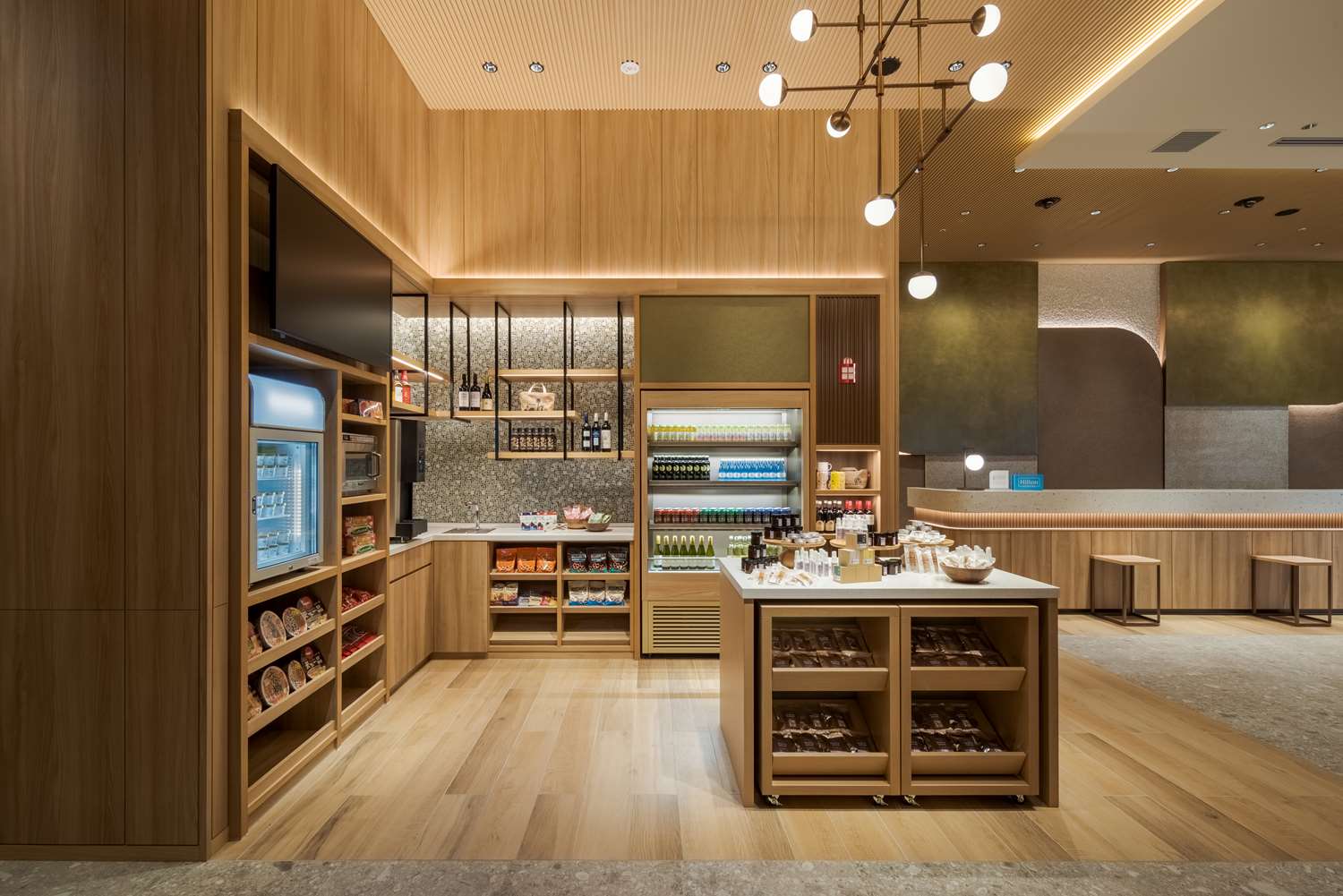 Фото Hilton Garden Inn Kyoto Shijo Karasuma