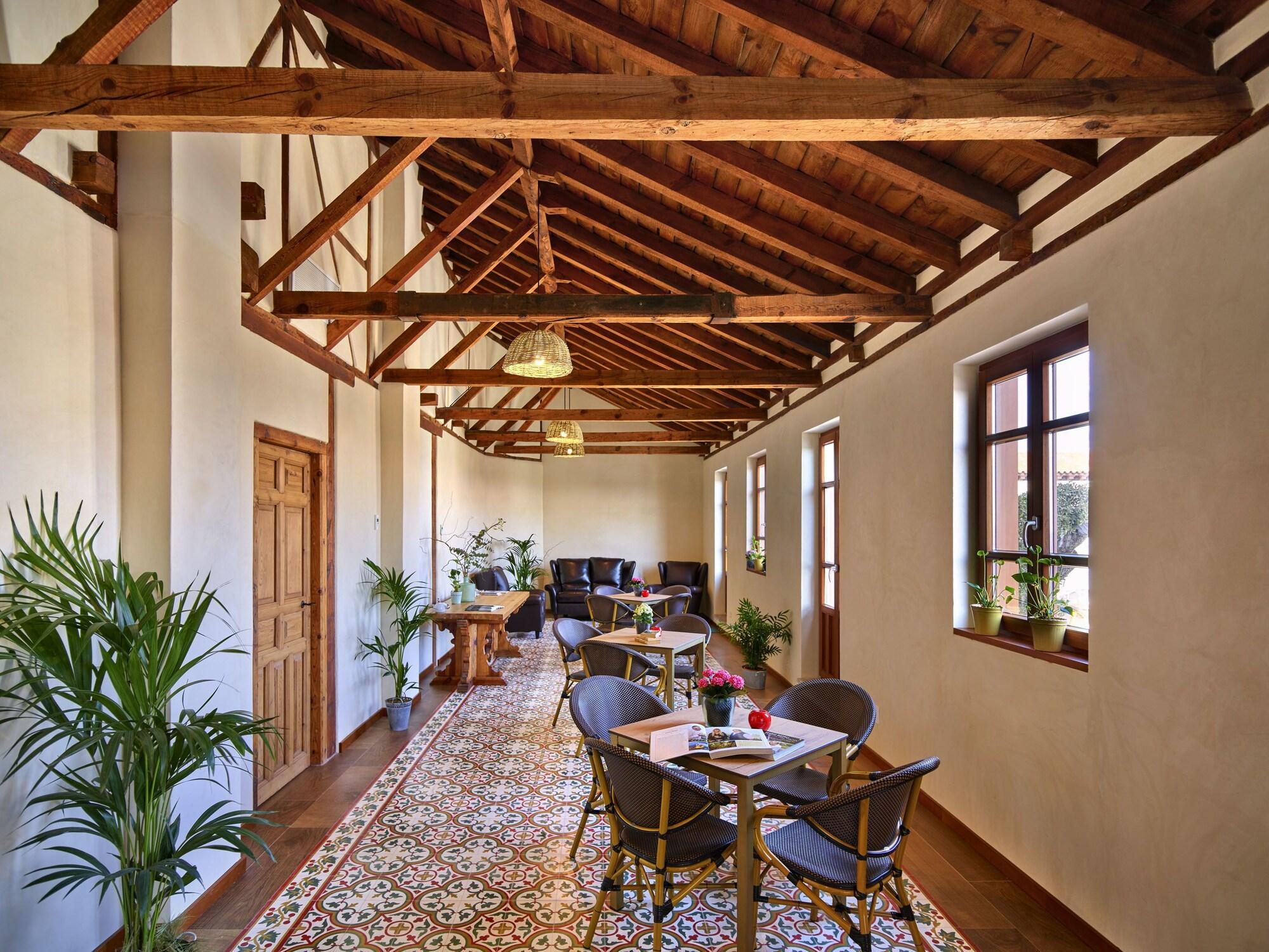 Фото Отель Boutique Adolfo