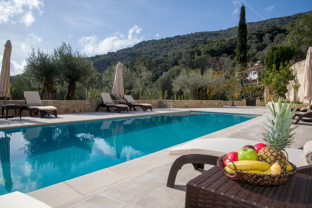 Фото Serenity River Villa