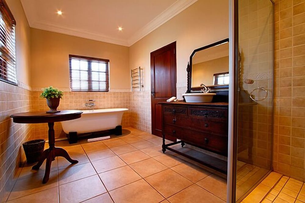 Фото Afrique Boutique Hotel Ruimsig