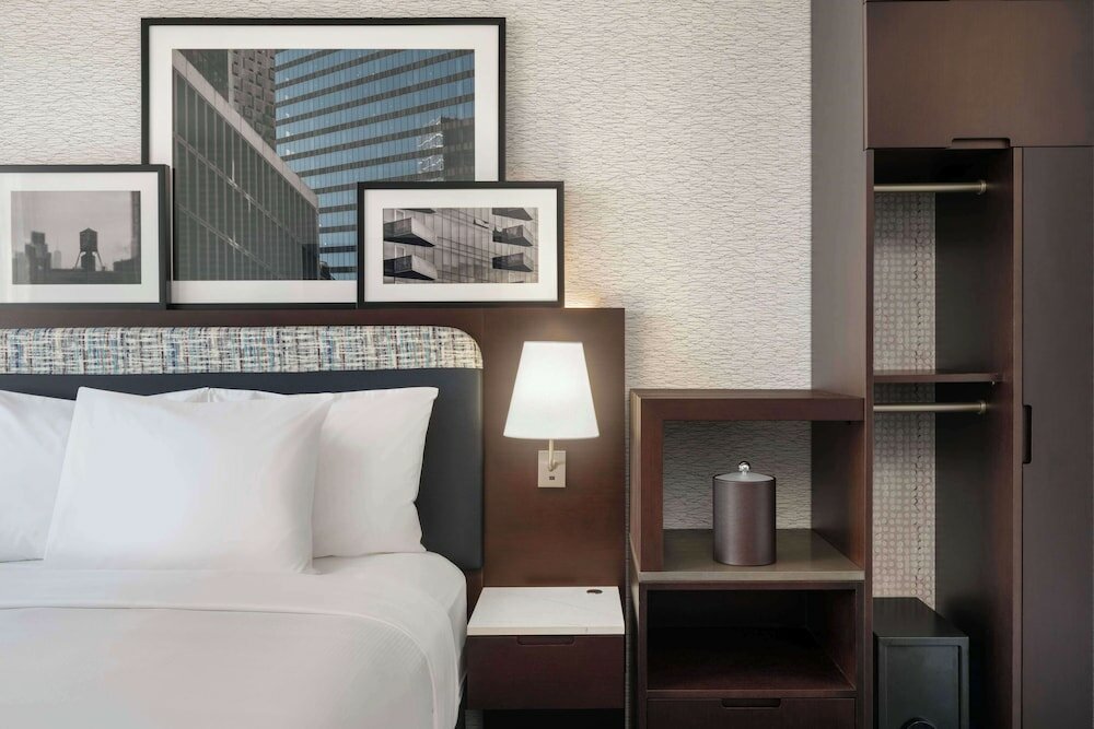 Фото DoubleTree by Hilton Long Island City New York