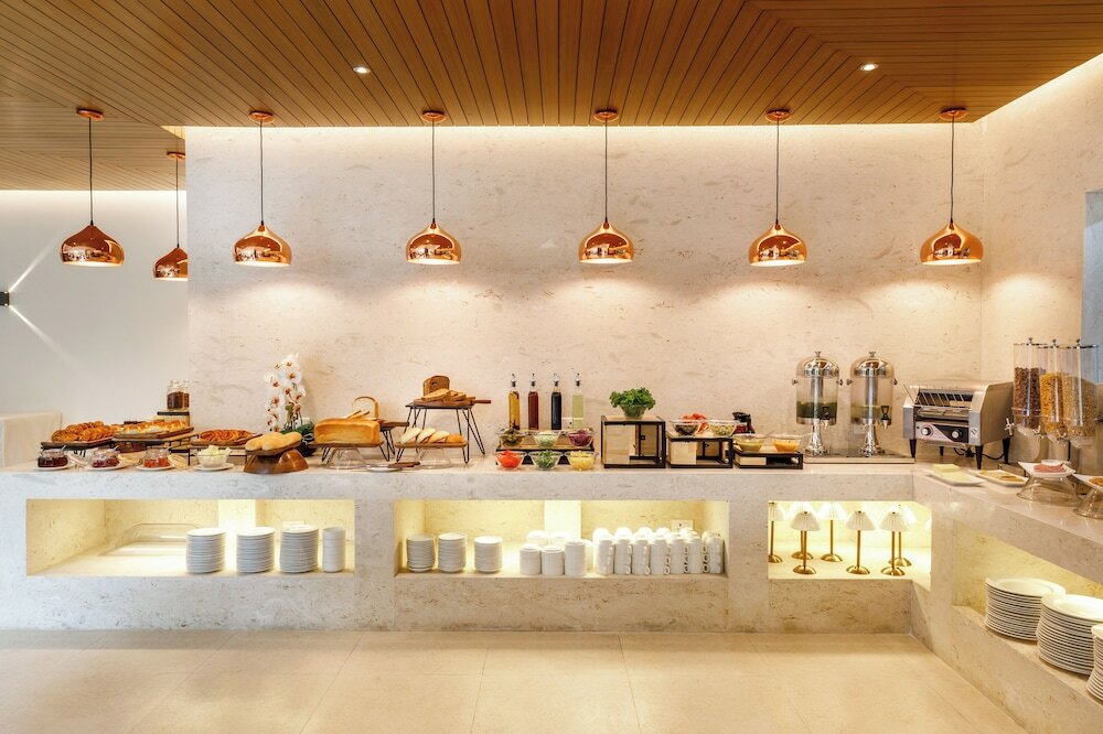 Фото Hotel Thrive A Tropical Courtyard