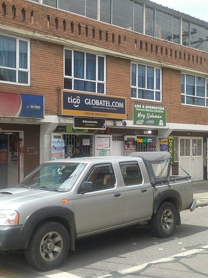 Mobile phone store Globatel.com, Bogota, photo
