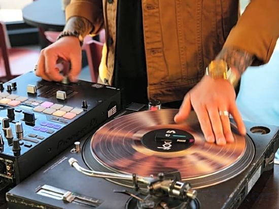 Фото Aloft Strasbourg Etoile