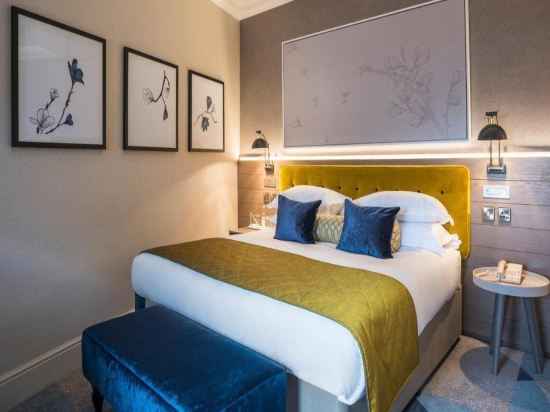 Фото Sloane Place