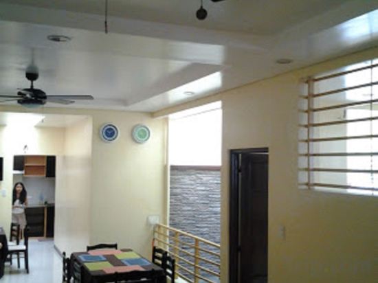 Фото Crossroads Hostel Manila