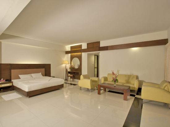 Фото Hotel Nirvana Inn