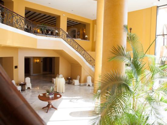 Фото Hotel Duque De Najera