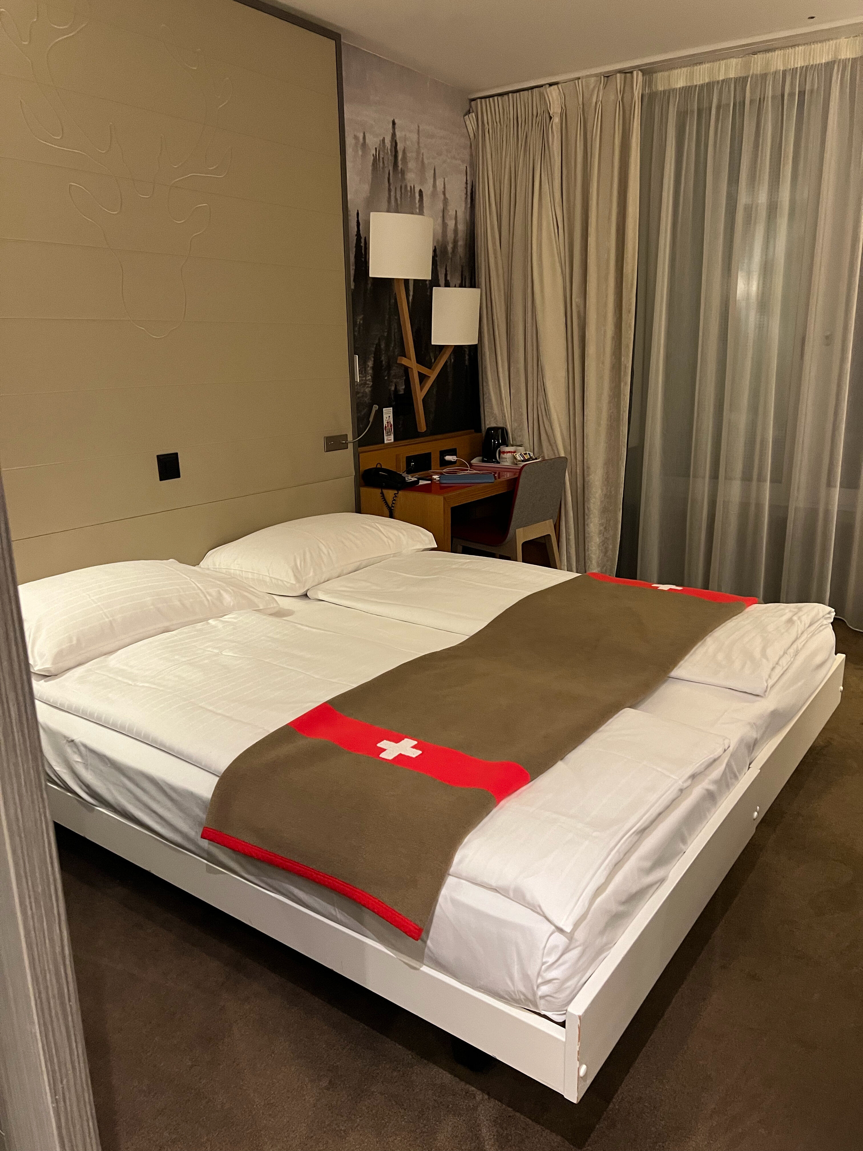 Фото Agora Swiss Night by Fassbind