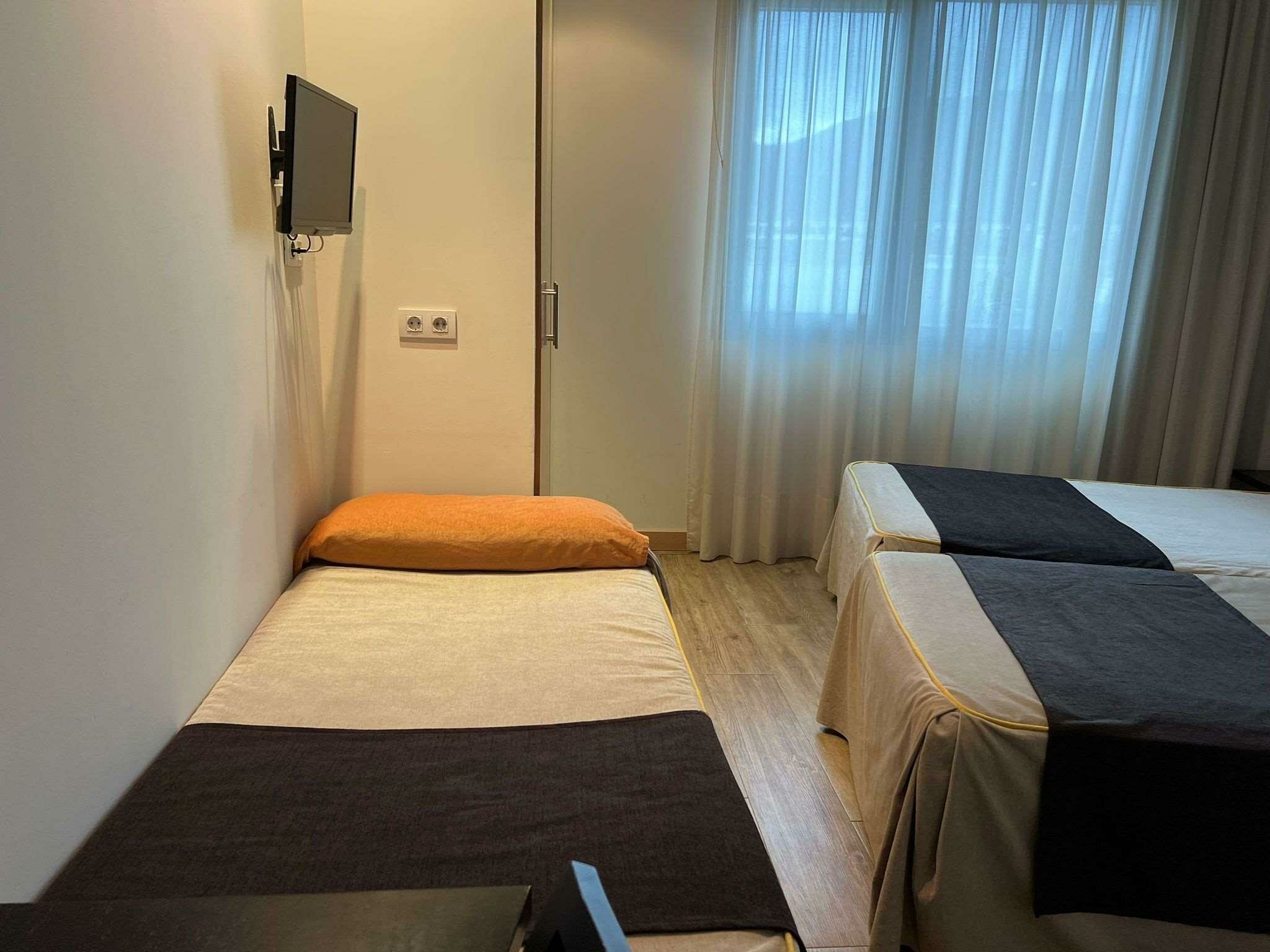 Фото Cross Hotel Elorz