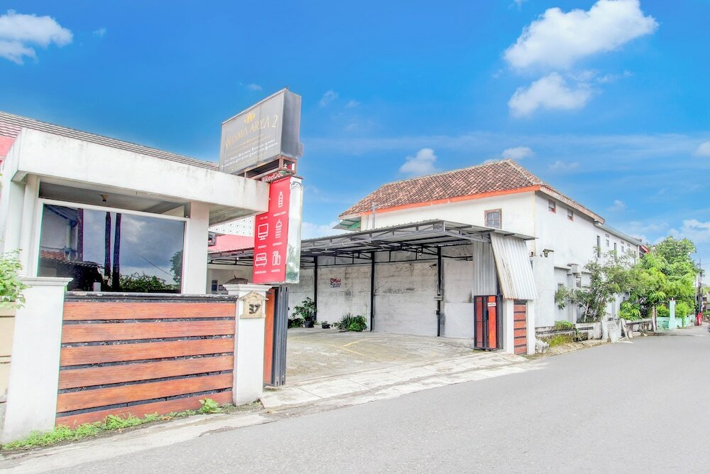 Фото RedDoorz Syariah @ Wisma Arya 2