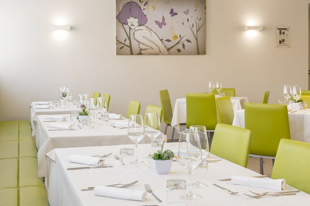 Фото Hotel Cristina