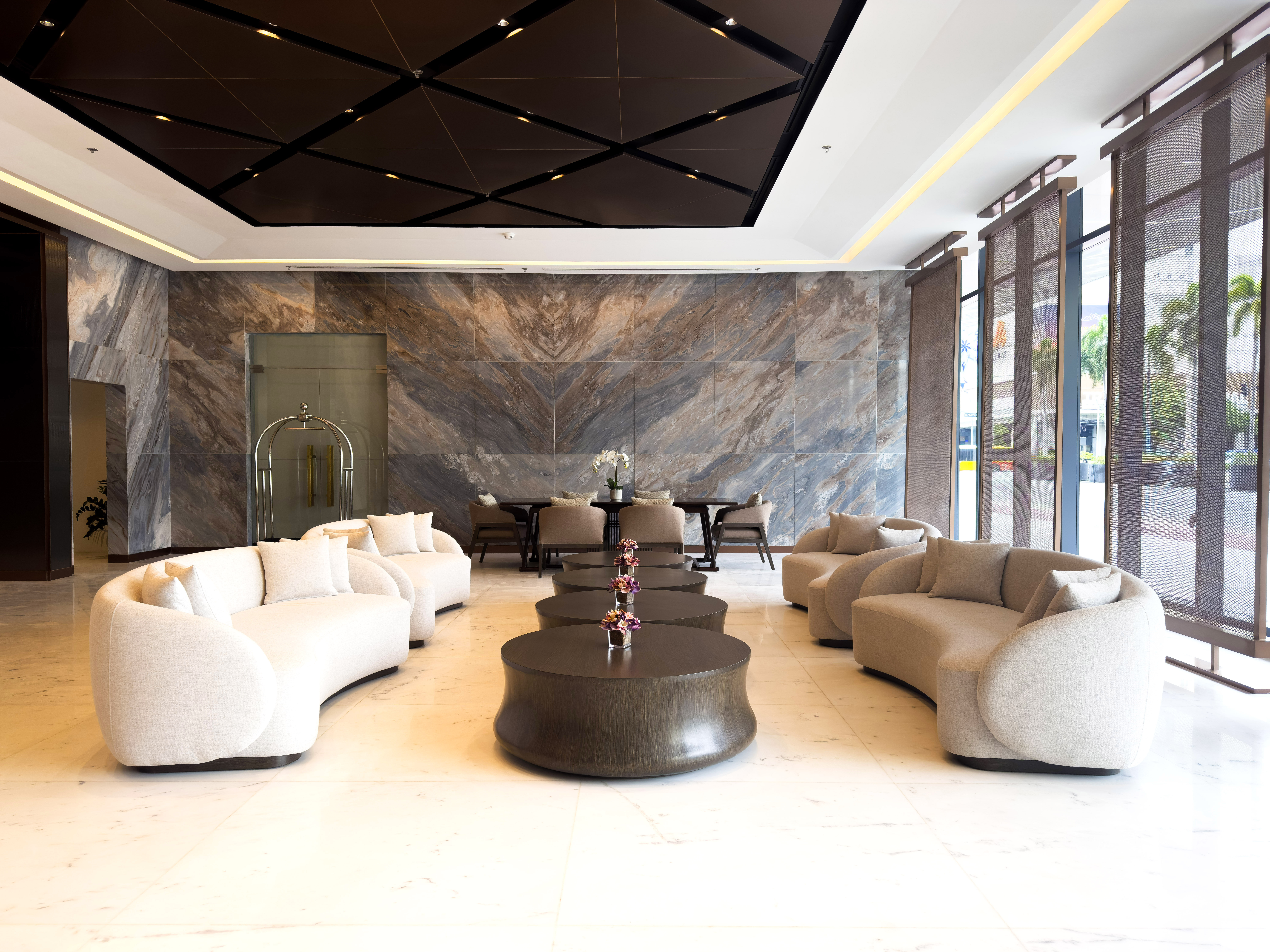 Фото Savea Bay City Manila