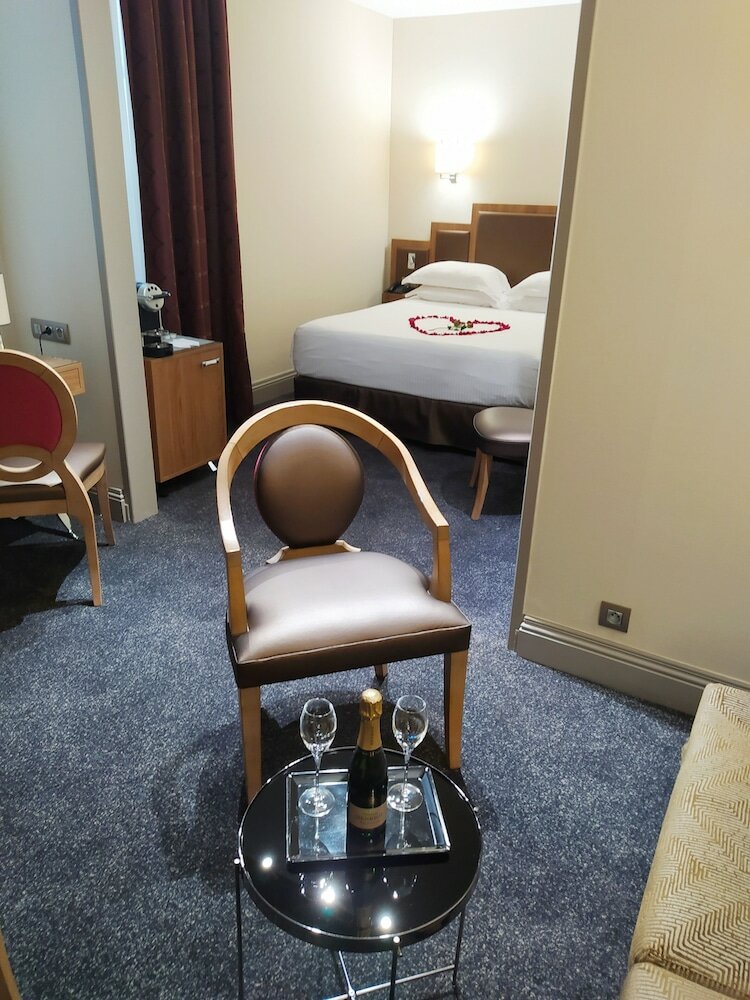 Фото Best Western Premier Hotel Bayonne Etche Ona Bordeaux