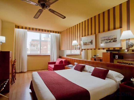 Фото Ilunion Les Corts SPA Barcelona