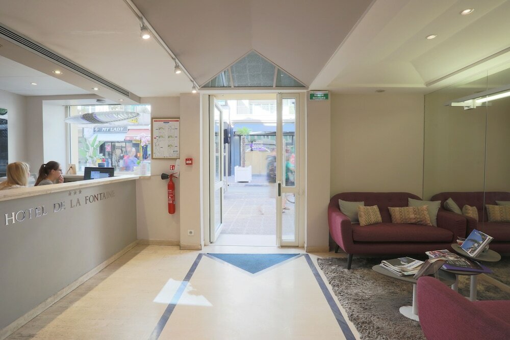 Фото Hotel de la Fontaine