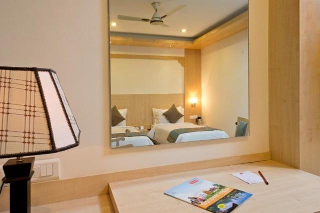 Фото Hotel Southern Grand