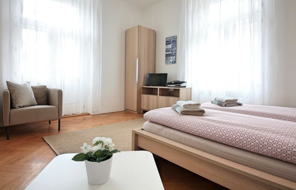 Фото Angel City Apartments