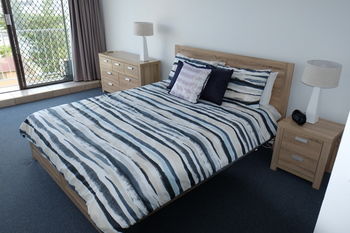 Фото Queensleigh Apartment