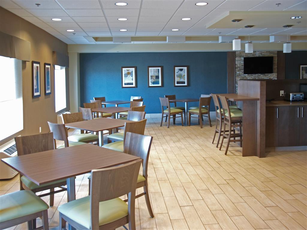 Фото Best Western Plus Winnipeg West