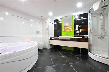 Гостиница Ramada by Wyndham Usak в Ушаке