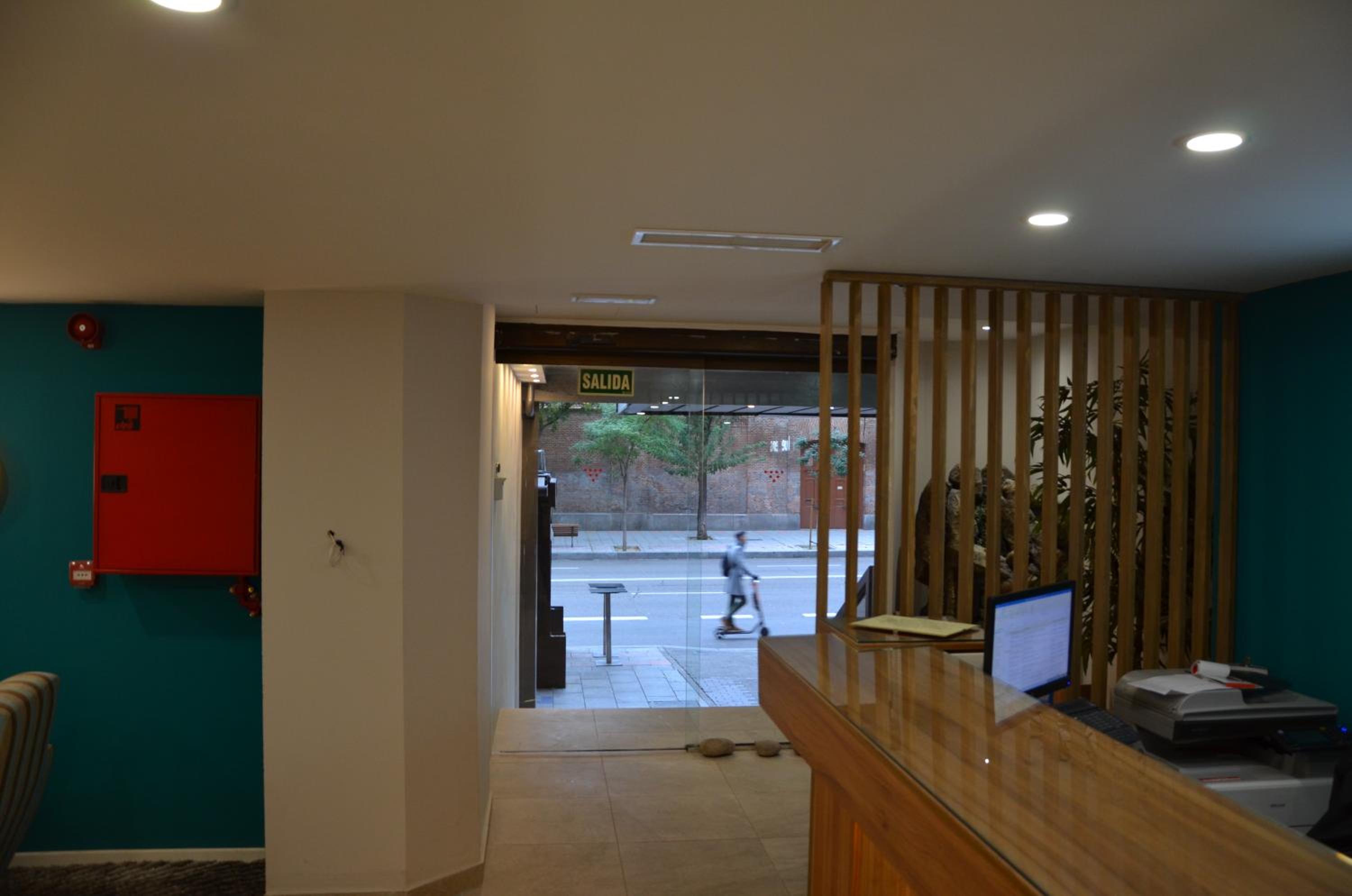 Фото Boutique Urban Madrid Genova