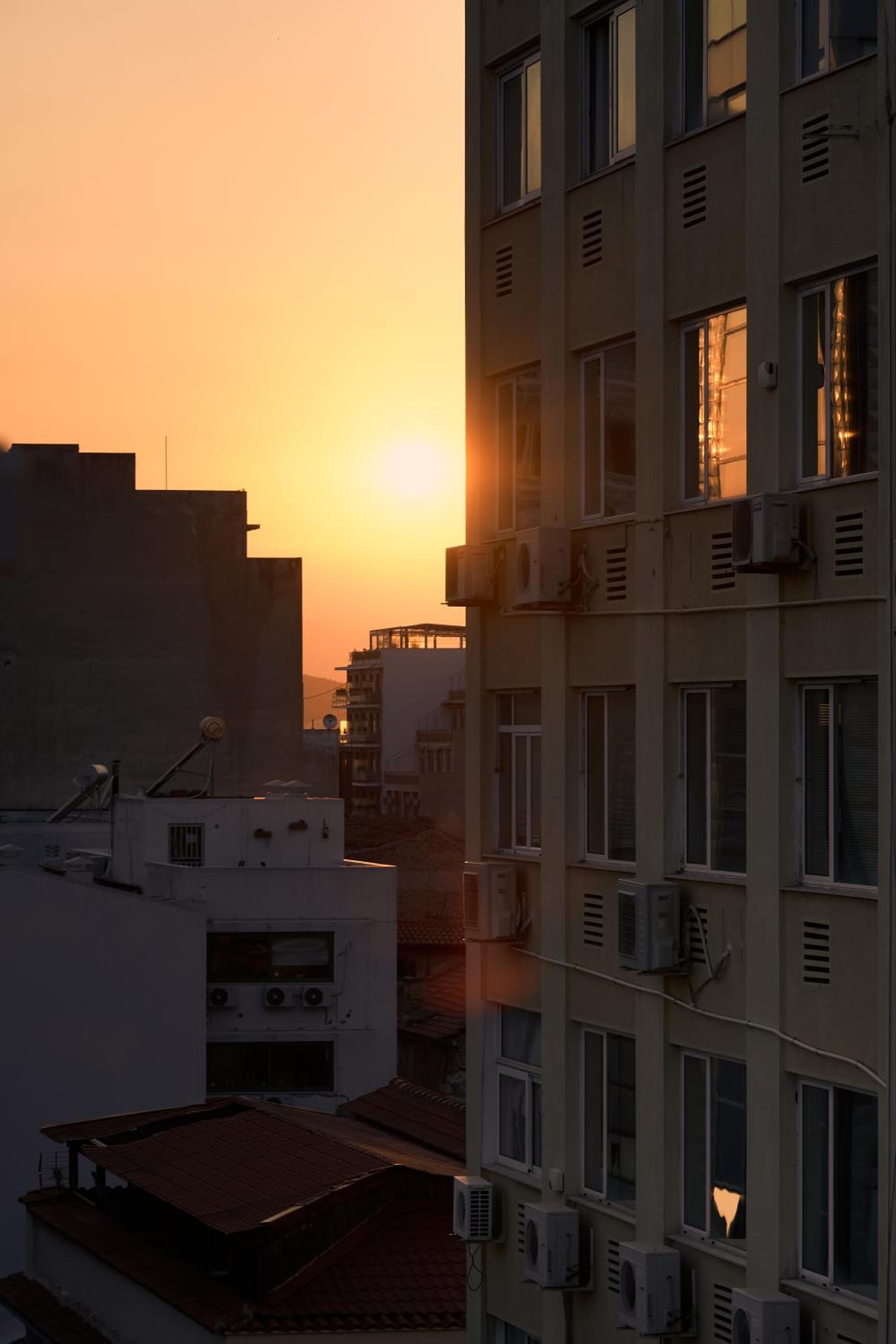 Фото Athens Mansion Luxury Suites