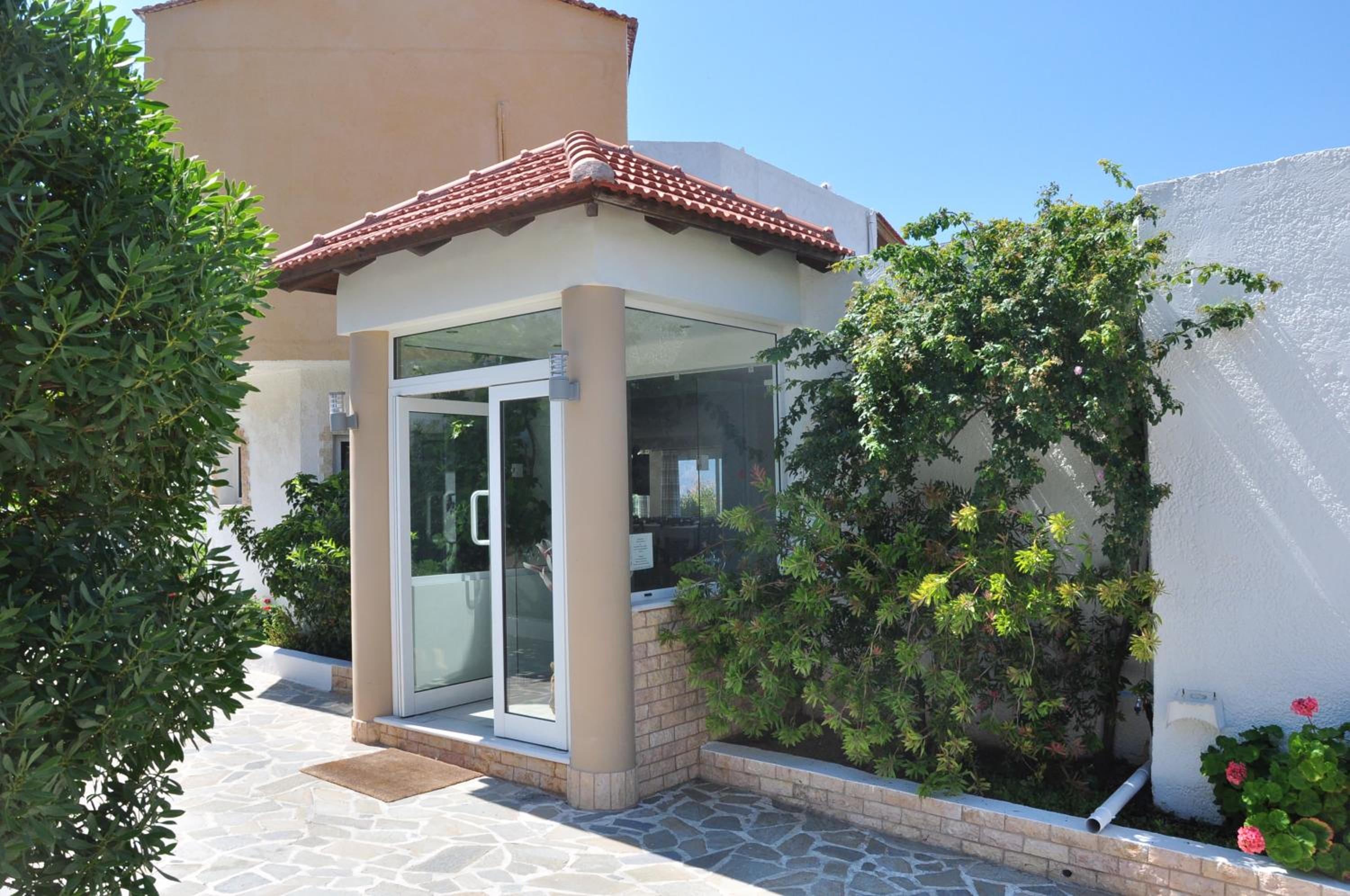 Фото Castri Village Hotel