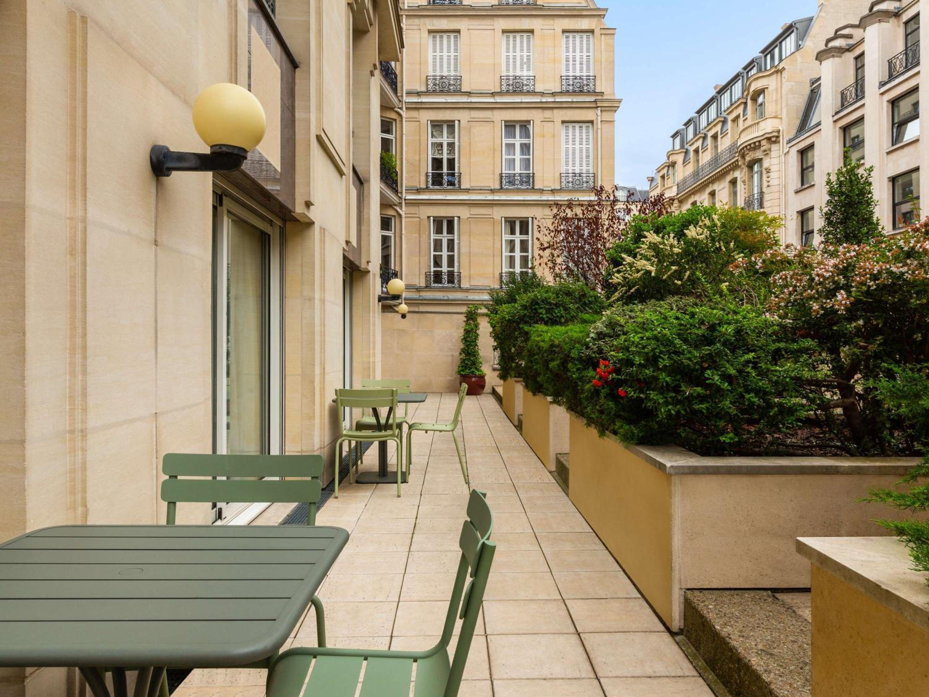 Фото Aparthotel Adagio Paris Haussmann Champs-Elysees