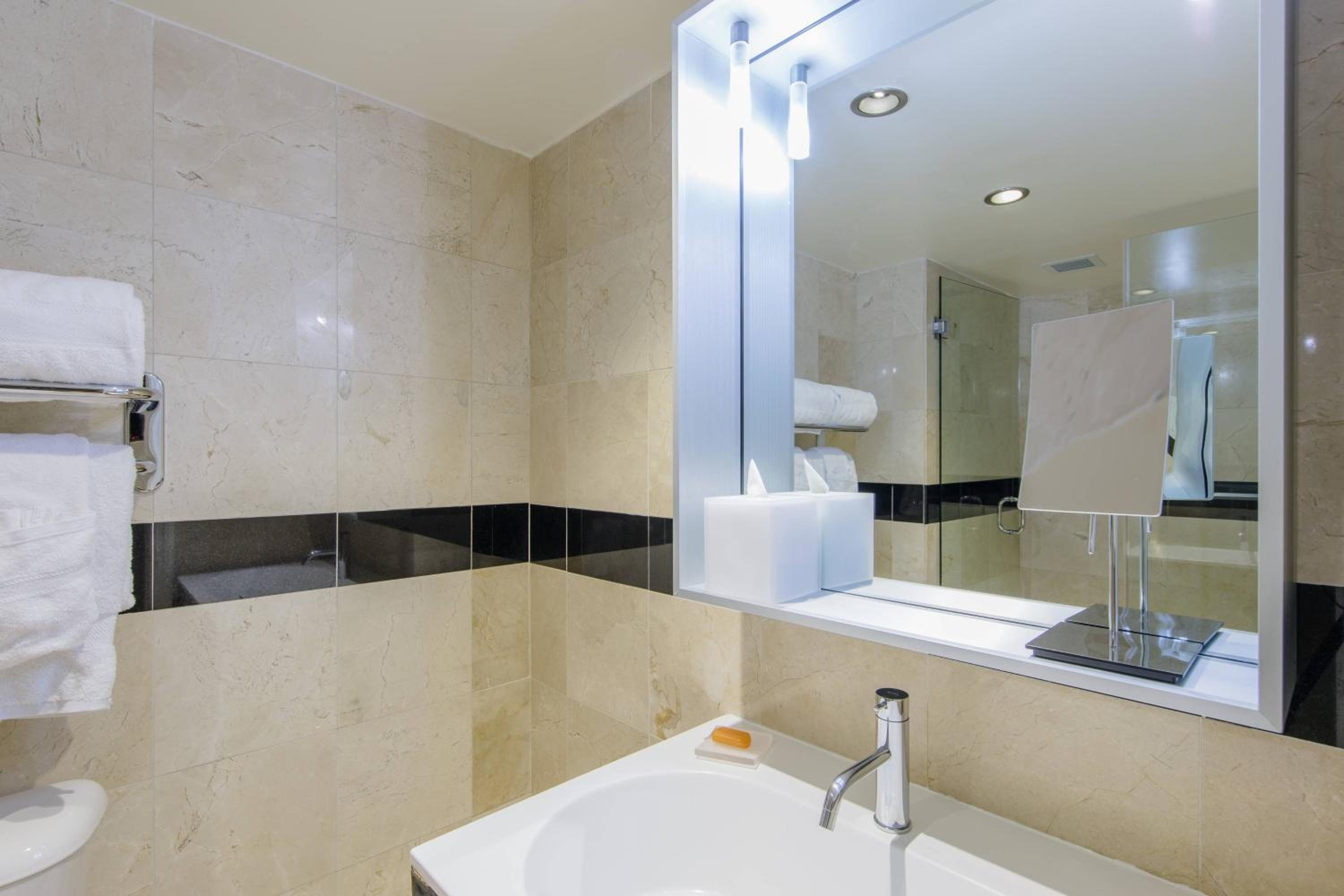 Фото Marriott Vacation Club Pulse, South Beach