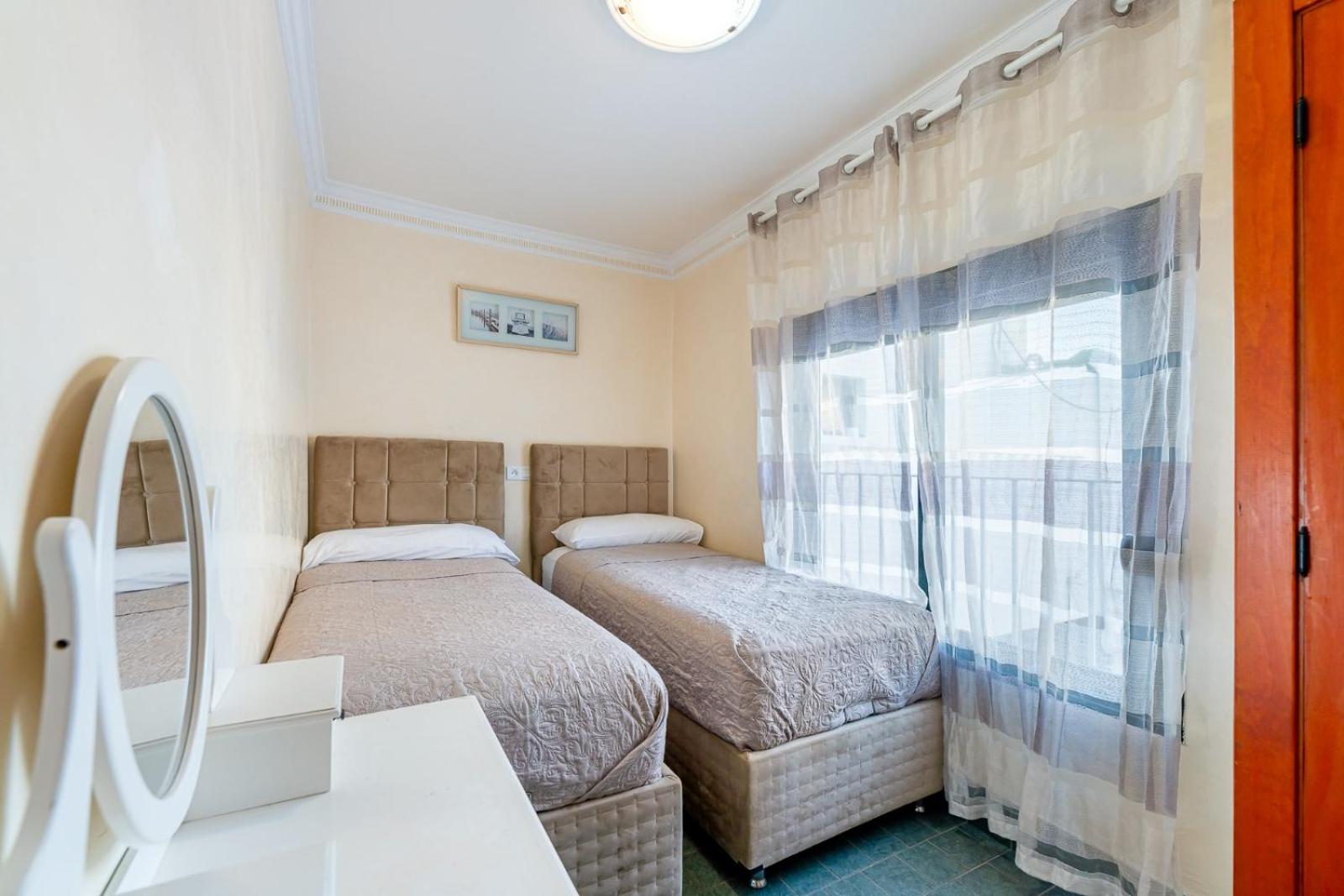 Фото Hof van Holland Carihuela