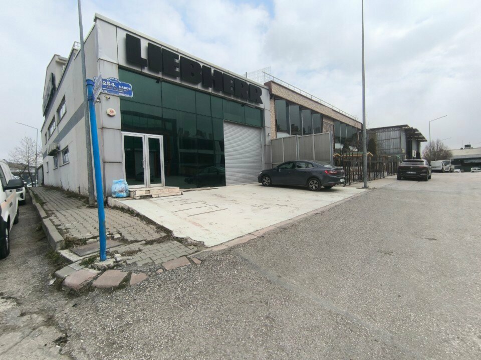 Construction equipment and machinery Liebherr, Ankara, photo