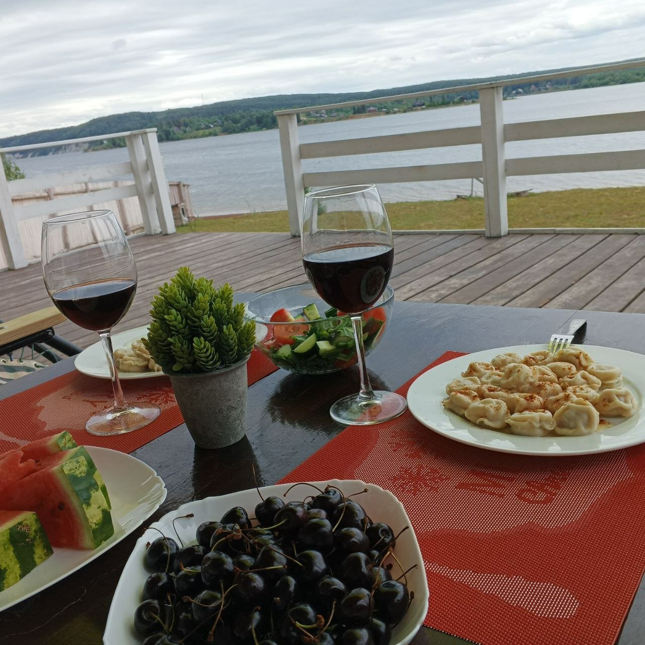 Фото Речное поместье